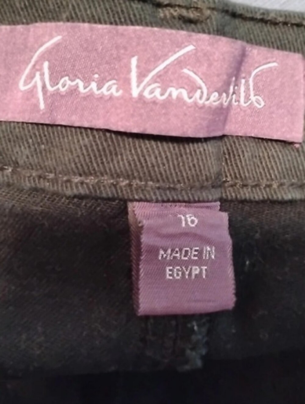 Gloria Vanderbilt 'Amanda' black ladies jeans size 16 - Picture 5 of 8